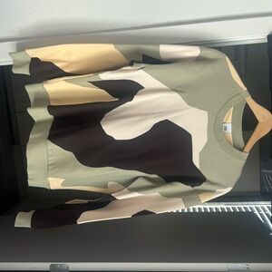 ZARA ABSTRACT PRINT SWEATSHIRT Men’s/Unisex